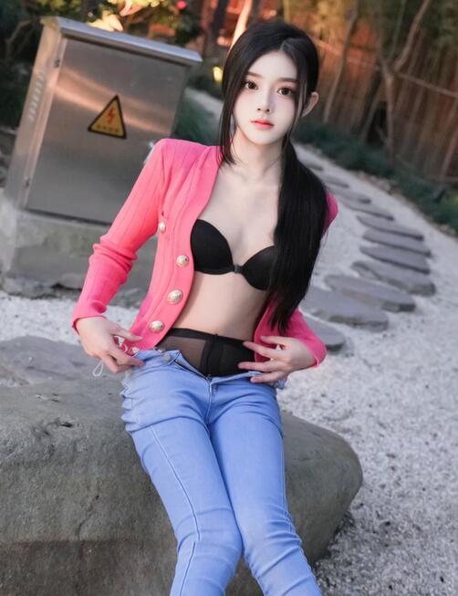 龙雪儿 – 内购无水印 NO.8091 红衣牛仔裤