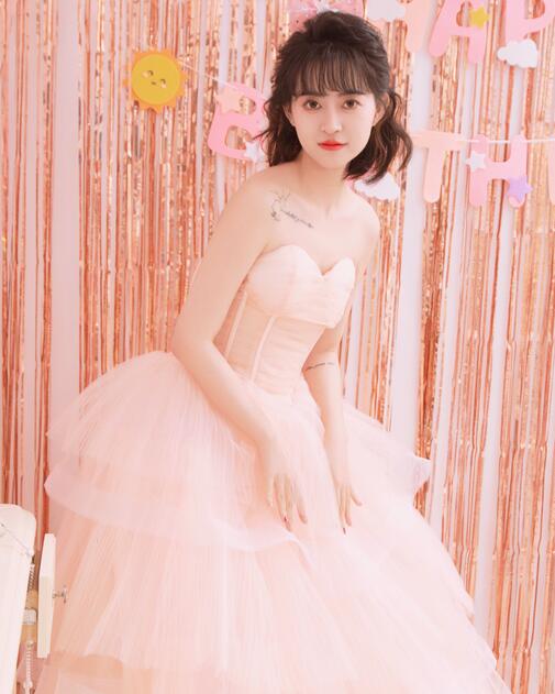 [YWW.ME] 2024.01.04 粉色少女生日主题 壹萱-
