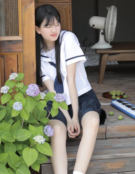 [YWW.ME] 2024.02.26 木屋里的夏天 秋阳邑禾