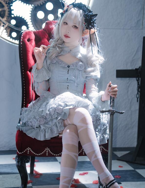 [YWW.ME] 2024.02.26 银色魔女 椿卷梦游中