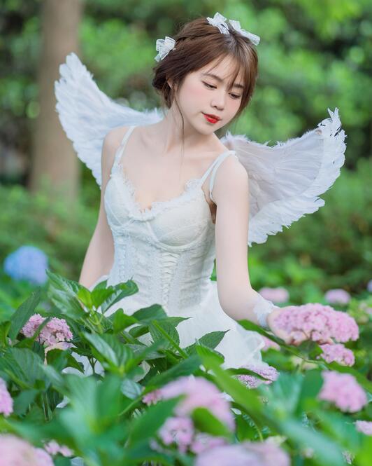 [YWW.ME] 2024.03.12 无尽夏的夏季 泡芙小方