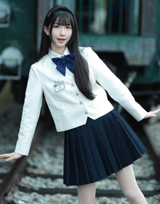 [YWW.ME] 2024.03.13 夏天才是jk的主场 樱桃在不在
