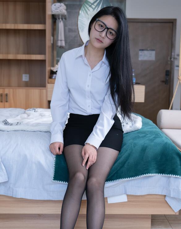 [甜予摄影] NO.051 澜澜-OL制服、高跟鞋、黑丝