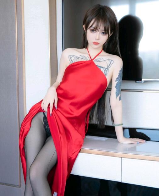 [XiuRen秀人网] 2024.05.31 No.8630 奶瓶. 长裙美腿