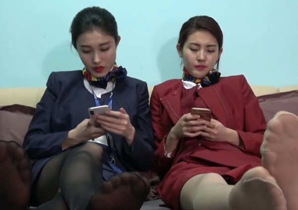 [K&M] Rui and Mule Air China flight attendant foot Joi [4K]（芮芮，穆乐）