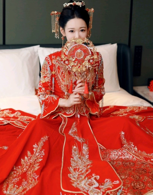 [XiuRen秀人网] 2024.08.05 No.8972 唐安琪 丝袜美腿