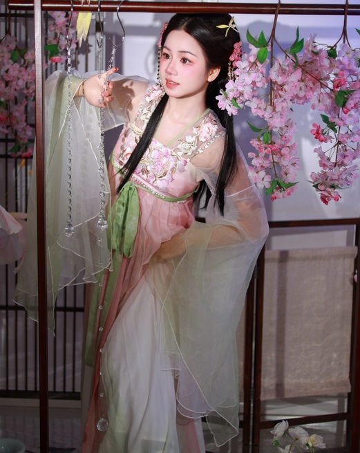 [YWW.ME] 2024.05.26 海棠庭院 小杜同学