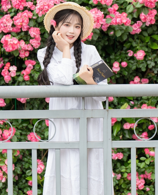[YWW.ME] 2024.06.30 五月蔷薇 小欧O