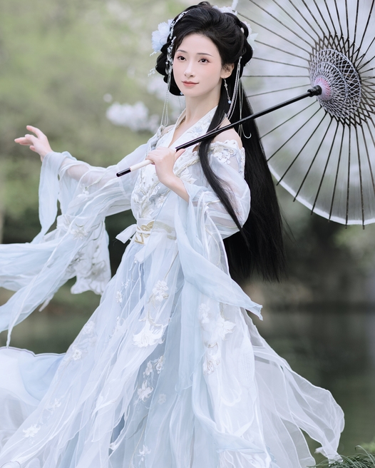 [YWW.ME] 2024.07.07 樱吹雪 眸小妖