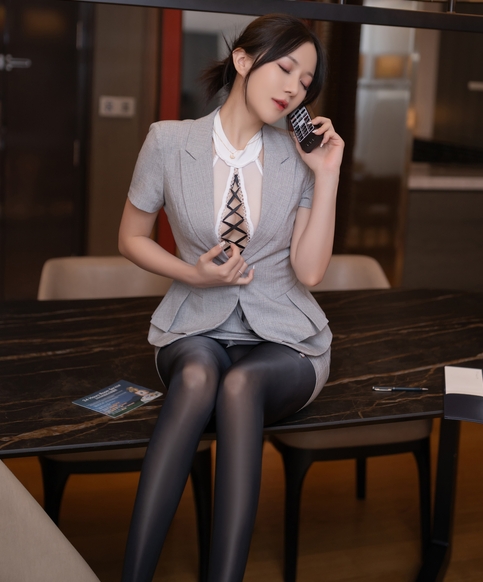 鱼子酱Fish – 内购无水印 NO.9189 他的监控电话