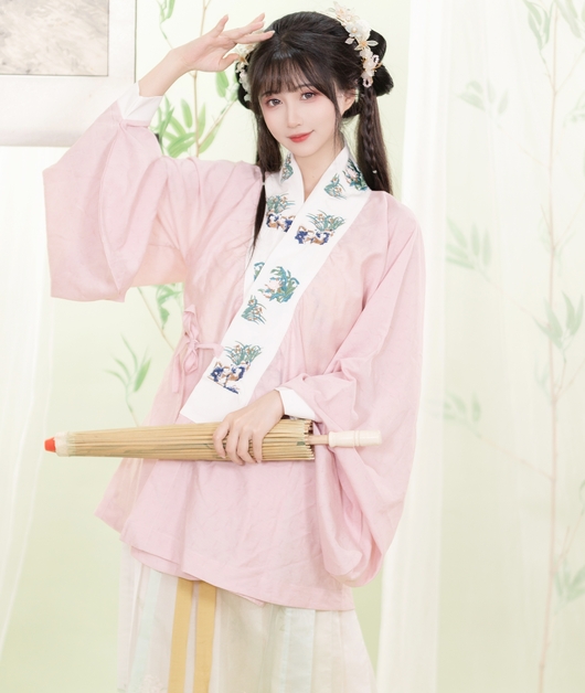 [YWW.ME] 2024.07.17 春日宴 绮罗生的小苏苏