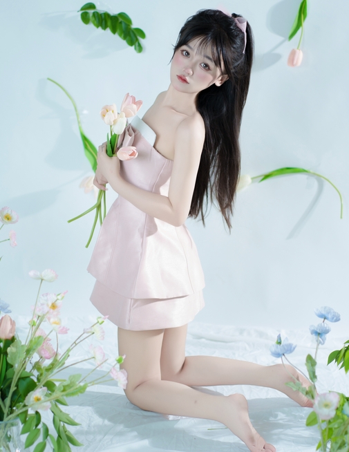[YWW.ME] 2024.07.31 夏日郁金香 小小雨