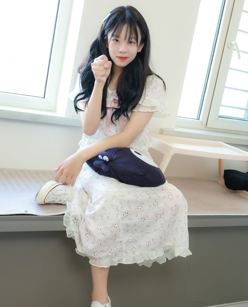 [绮梦摄影] 2024.11.01 NO.070 琳琳 珍藏无修无水印版