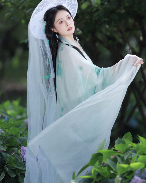 [YWW.ME] 2024.08.26 无尽夏 岁岁如意
