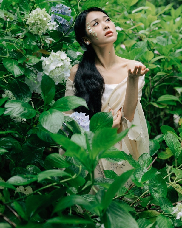 [YWW.ME] 2024.08.31 山间绣球花正开 一