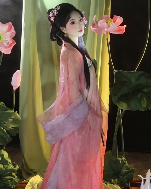 [YWW.ME] 2024.09.01 荷花仙子 梨荼白