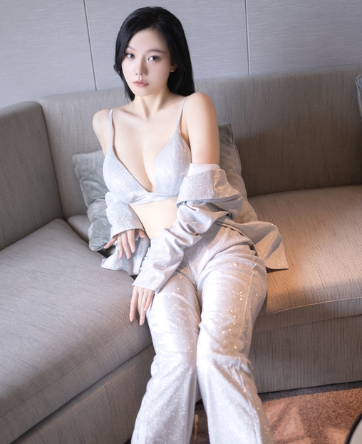 安然anran – 内购无水印 NO.5859 银色曼妙