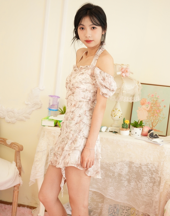 觅芙少女 NO.299 灵儿-越夜越美丽