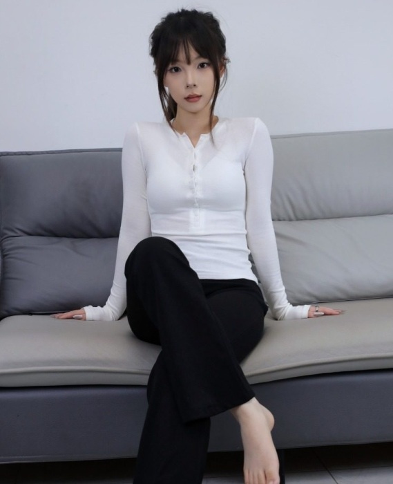 [绮梦摄影] 2025.02.10 NO.171 章章 珍藏无修无水印