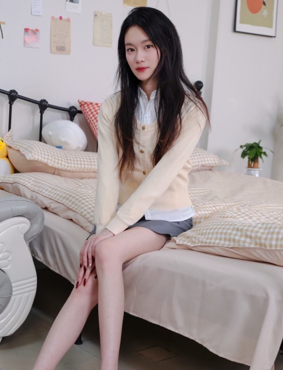 [绮梦摄影] 2025.02.26 NO.187 小艺 珍藏无修无水印
