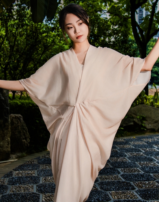 [YWW.ME] 2025.01.01 新中式写真 小雅
