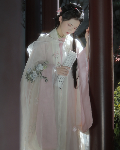 [YWW.ME] 2025.01.23 你要写江南，就不能只写江南 一枝眠眠