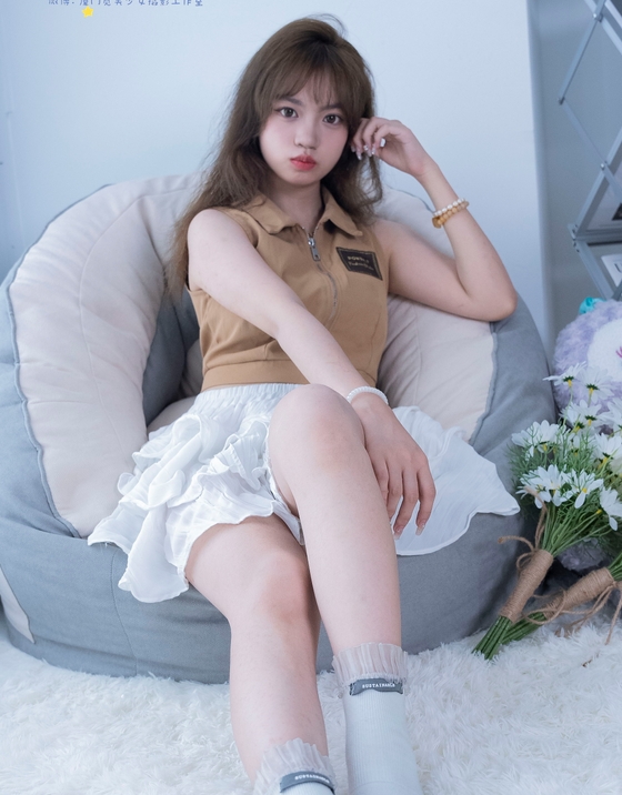 觅芙少女 NO.025 文文-永远为少女的温柔心动