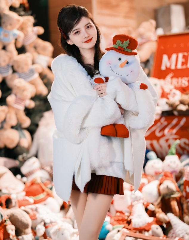 [YWW.ME] 2025.02.19 圣诞氛围 Tifa丁小妮