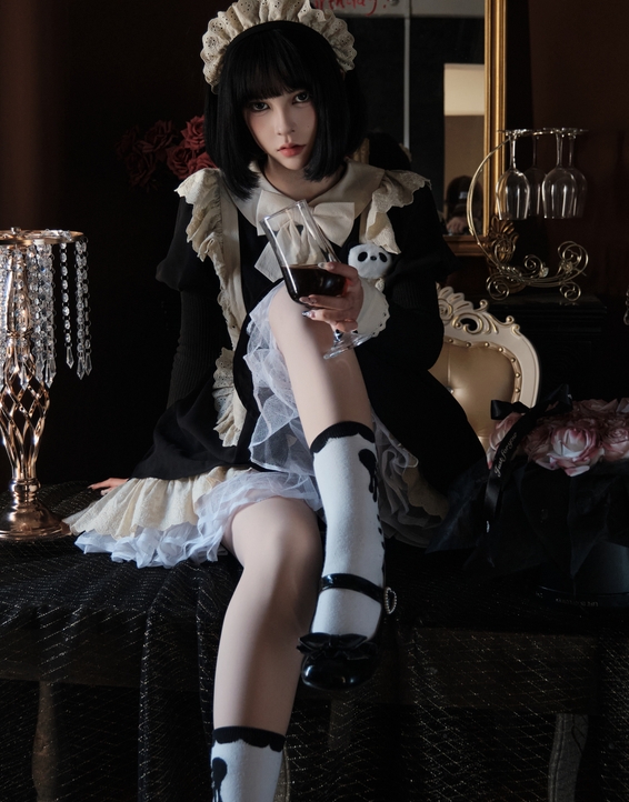 [YWW.ME] 2025.03.02 清冷女仆 悲伤薯条555