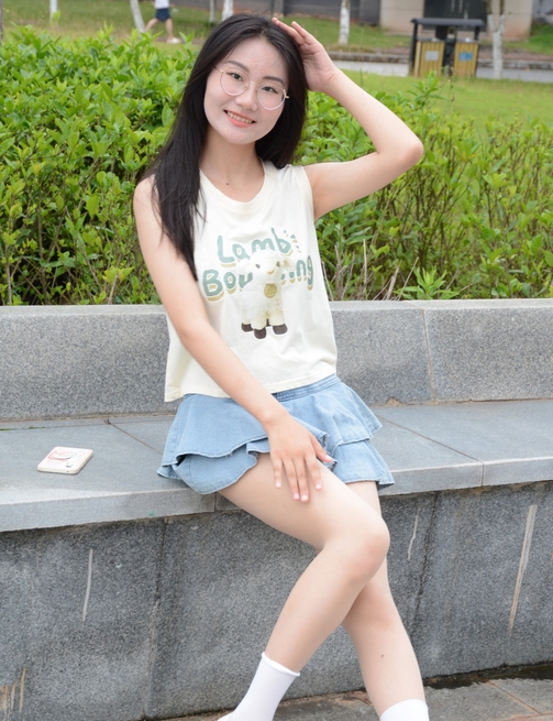 [爱月下] NO.136 恰恰~【学姐驾到】也算是混成了学校的“老油条”了