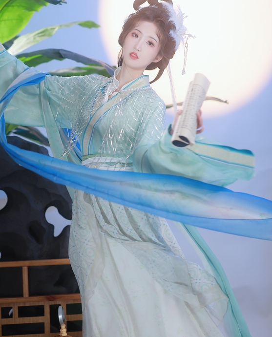 [YWW.ME] 2025.03.04 月下 慕容