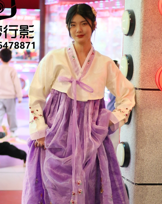 织梦行影摄影作品 NO.155 华灯初上-花明月暗笼轻雾 完整版
