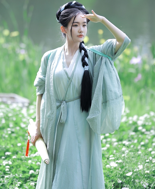 [YWW.ME] 2025.03.12 田园汉服 一朵