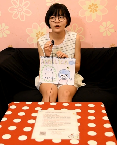 [台湾Solexight] NO.001 Angelica-Movie（大学妹美足展示踩物）