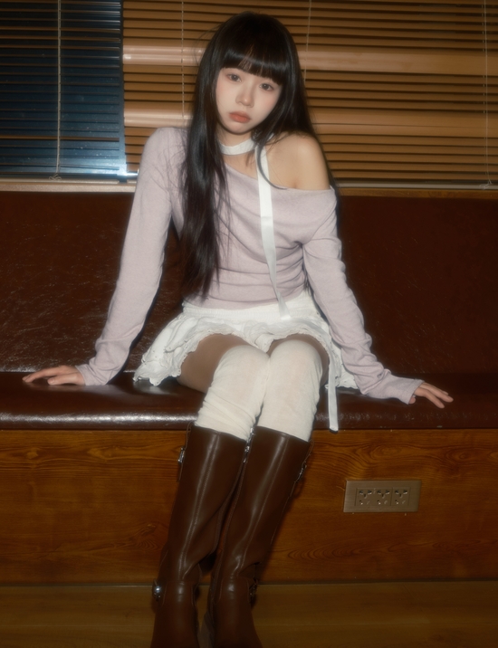 [YWW.ME] 2025.03.18 时尚女孩 是三金呀