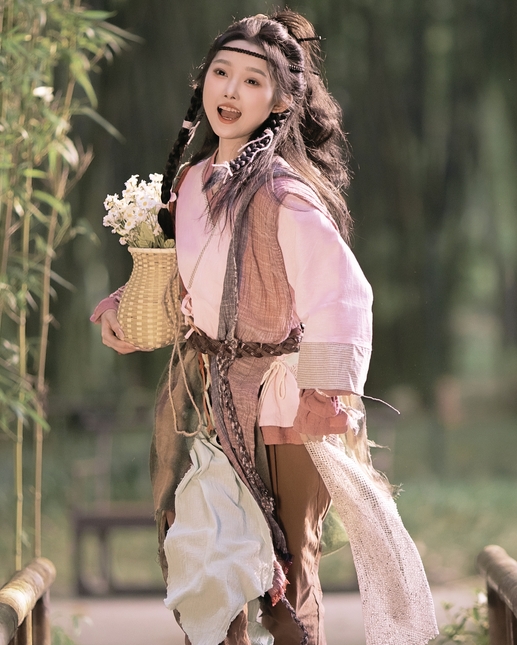 [YWW.ME] 2025.03.23 古风小师妹 涯涯