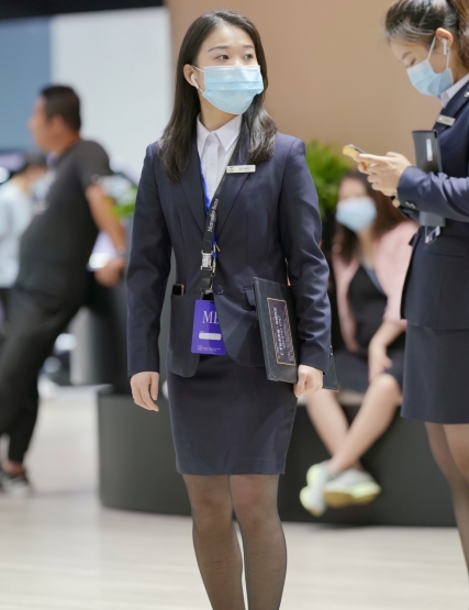 精选街拍 – 气质通勤风