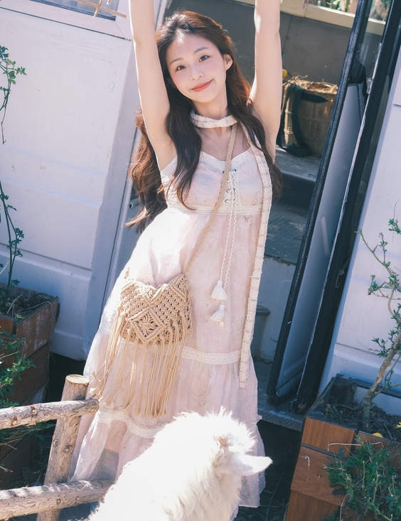 [YWW.ME] 2025.03.31 巴士少女 chickkii_