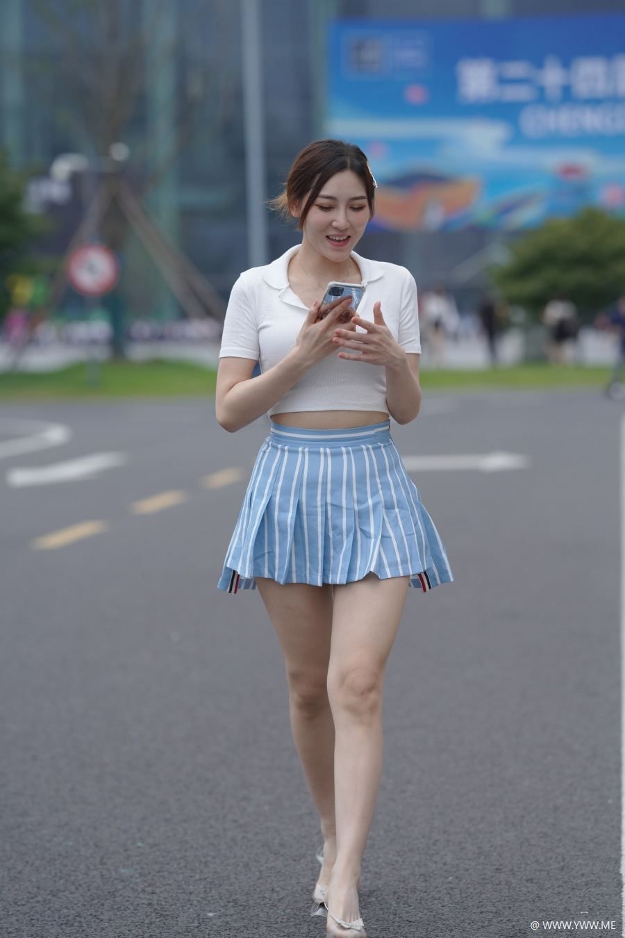 精选街拍 – 一颦一笑 目若秋水-HDMISS