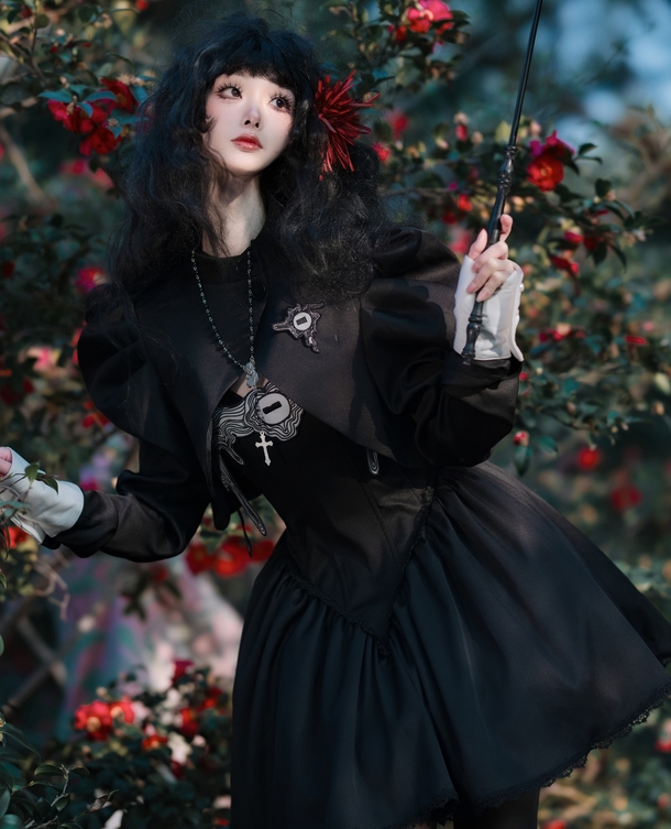 [YWW.ME] 2025.04.04 魔女的条件 mio