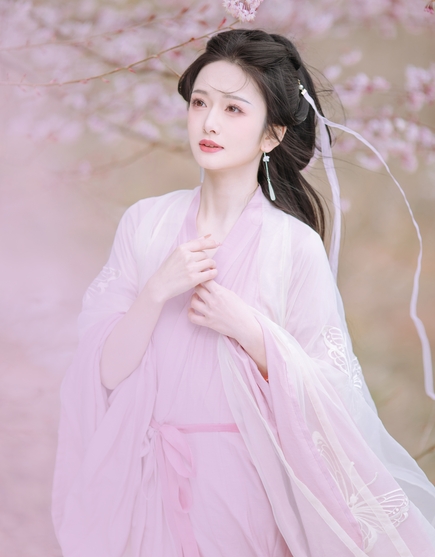 [YWW.ME] 2025.04.09 花不误 赤嫣在这里