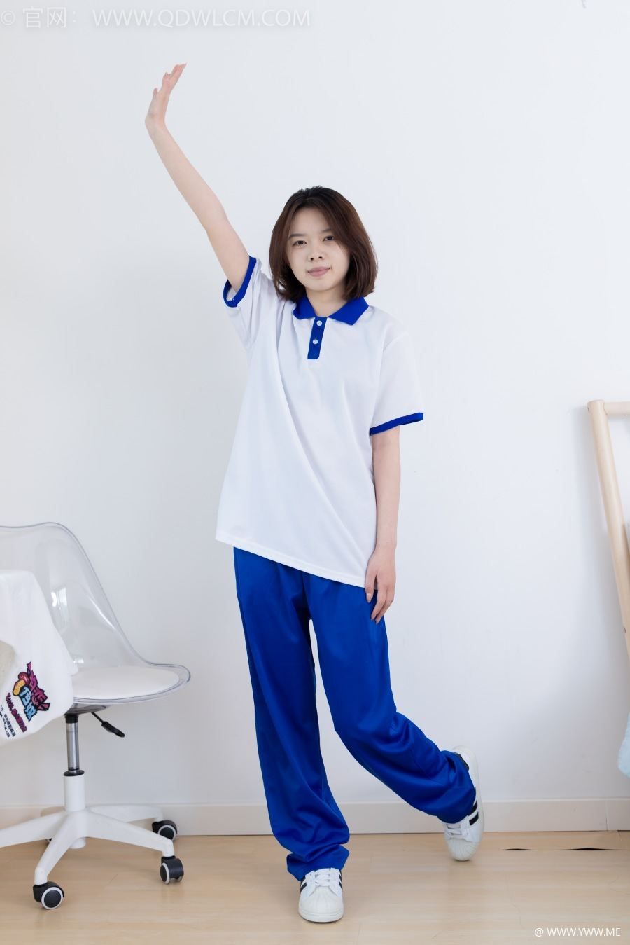 物恋传媒 NO.2364 小悦-校服、板鞋、白棉袜、裸足-脱兔网