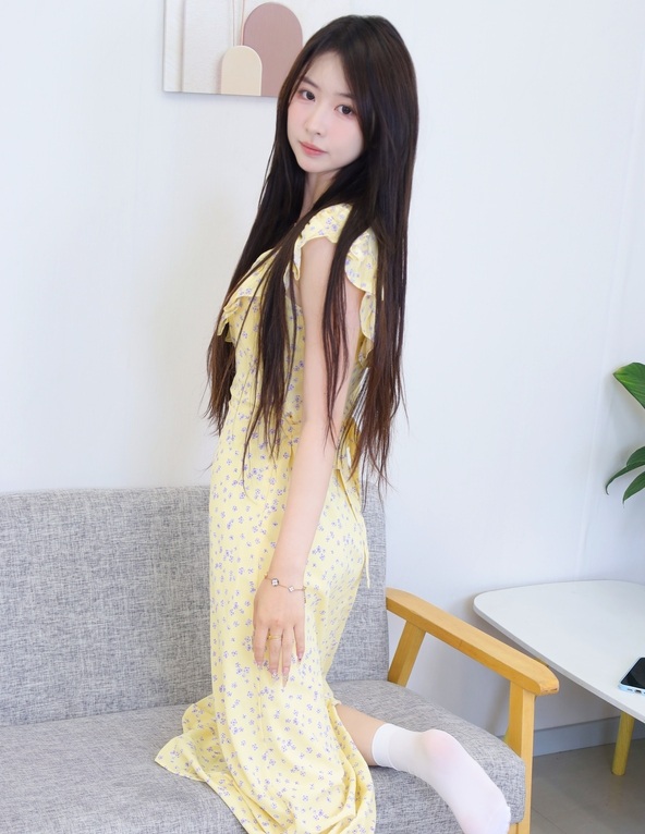 [绮梦摄影] 2025.07.07 NO.318 依依 珍藏无修无水印