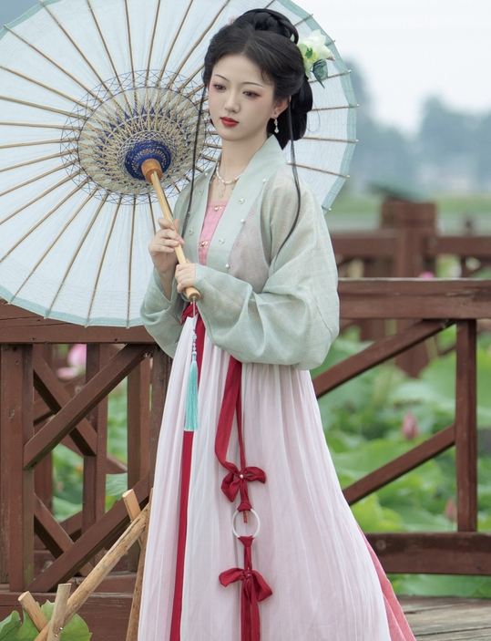 [YWW.ME] 2025.04.13 如梦令 莹莹