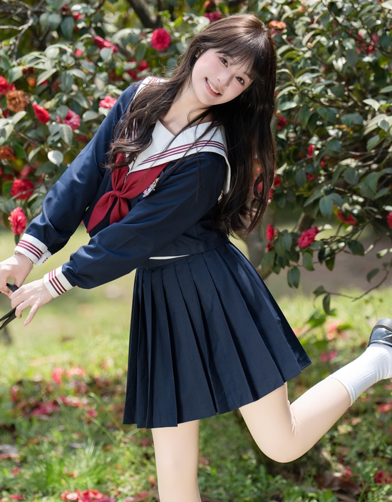 [YWW.ME] 2025.04.28 山茶花的花语是 夏芋小年