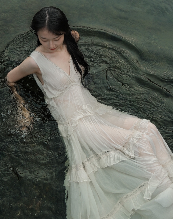 [YWW.ME] 2025.04.28 像一阵流淌的梦 阳