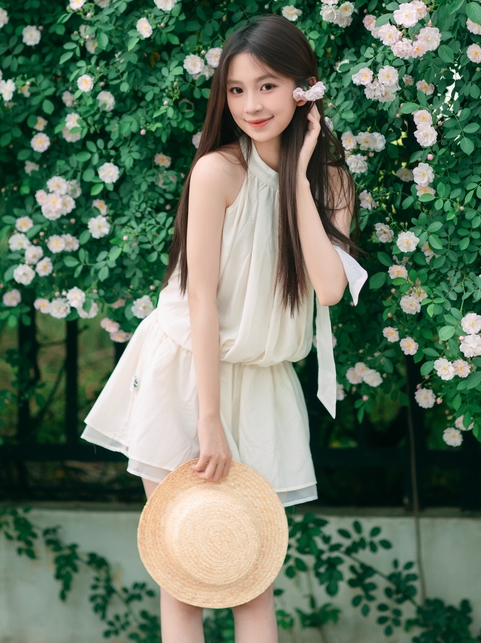 [YWW.ME] 2025.05.06 4月蔷薇花 Minejoin