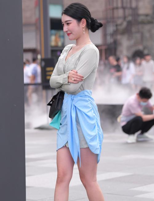 精选街拍 – 大气美丽